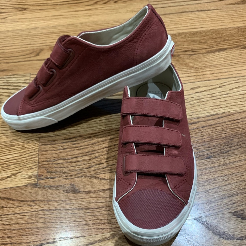 Vans leather Velcro sneaker
